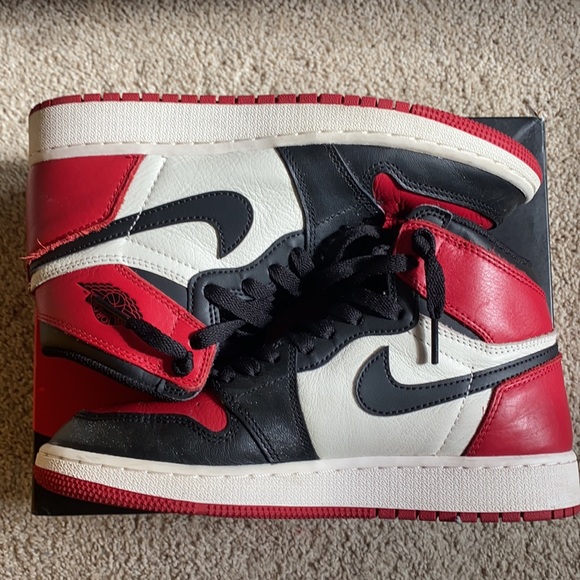 Air Jordan 1 Retro High OG BG ‘Bred Toe’ - Picture 2 of 9